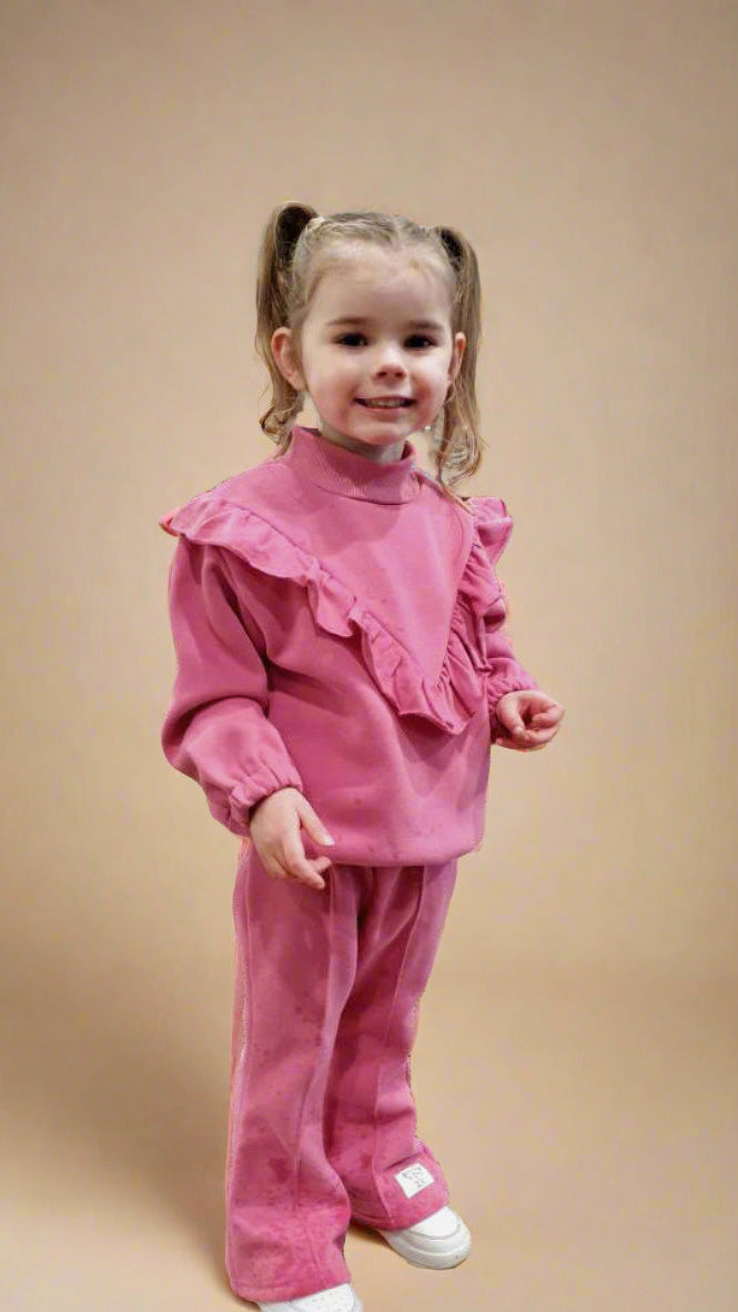 Ruffled set
